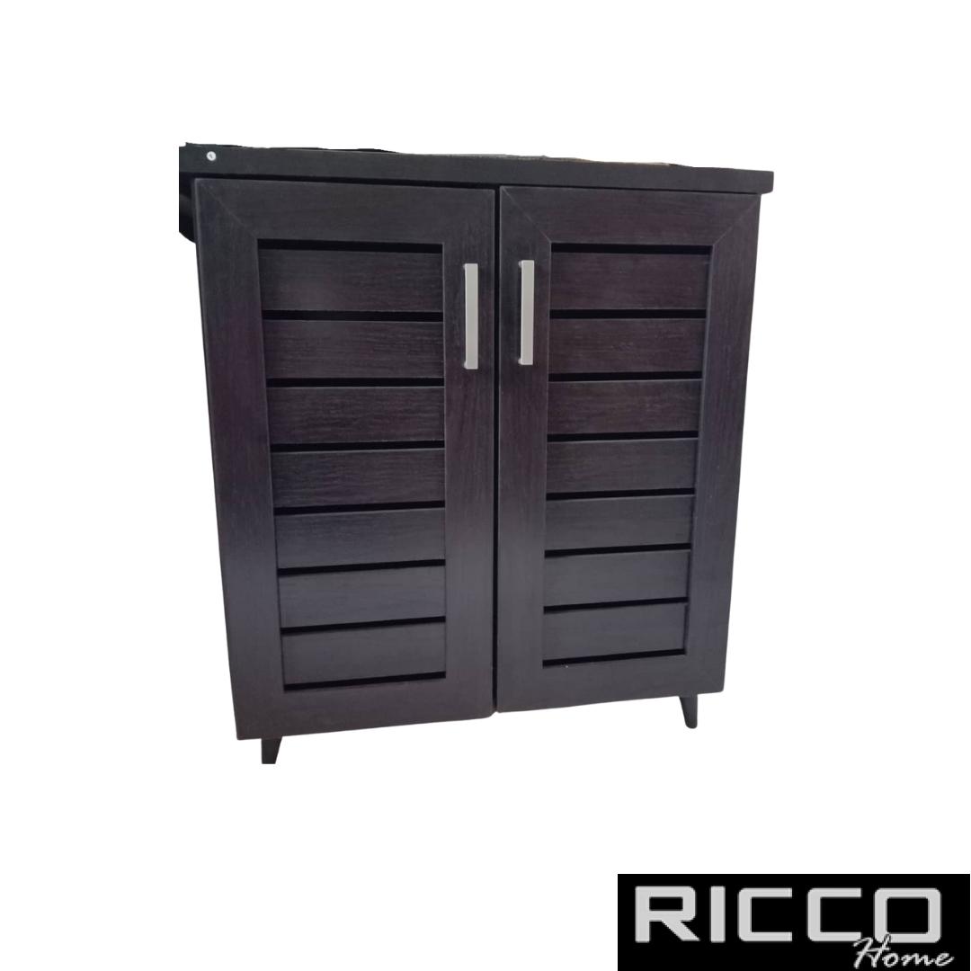 SHOE CABINET