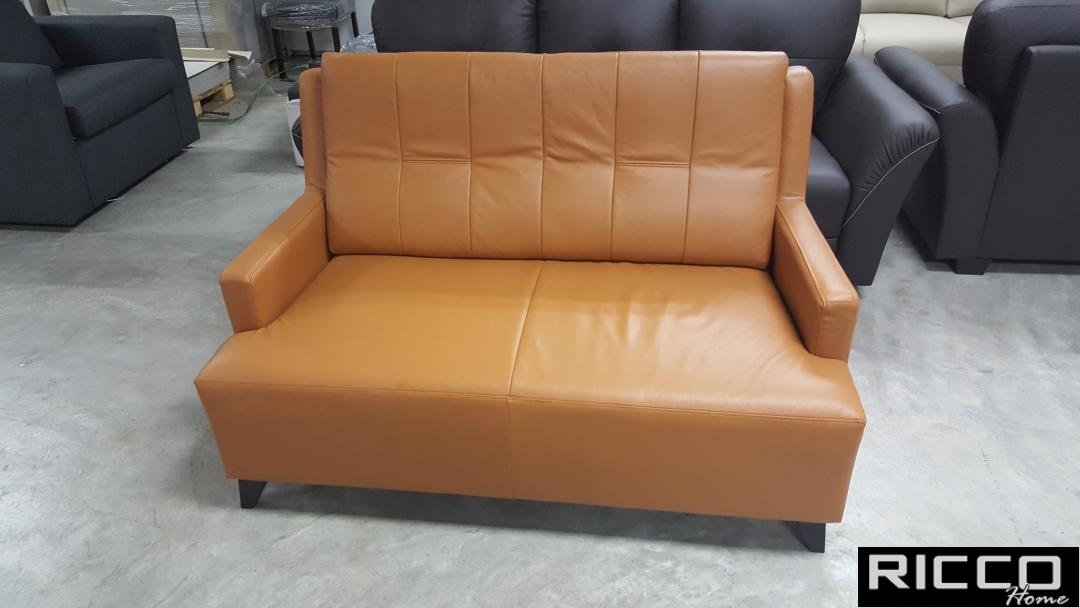 SOFA 3 SEATER - MS05